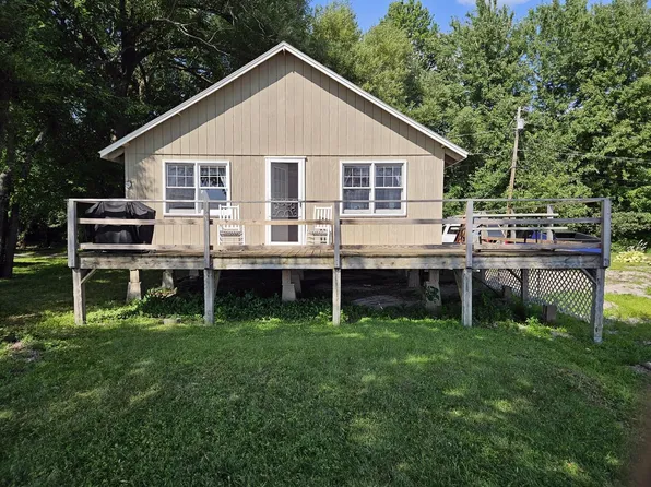 729 Woody Drive, St. Albans Town, VT 05478