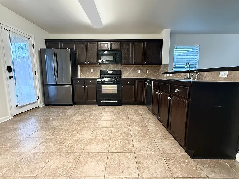 15390 Eaglestone Dr — Photo 5
