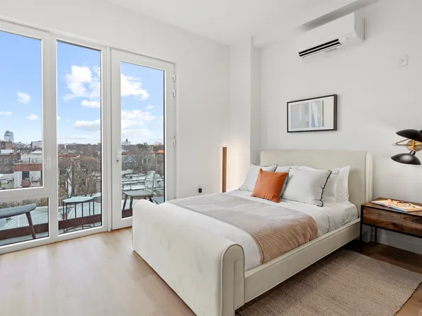 50 East Tenth Street image 3 of 11