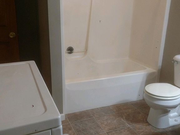 4th image of 305 E Olive St APT 3