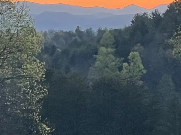 650 Hidden Hills Estates Dr, Murphy, NC 28906