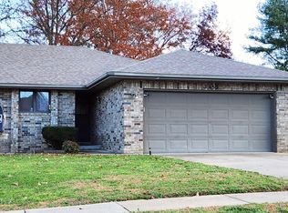 3452 S Parkmont Court, Springfield, MO 65807