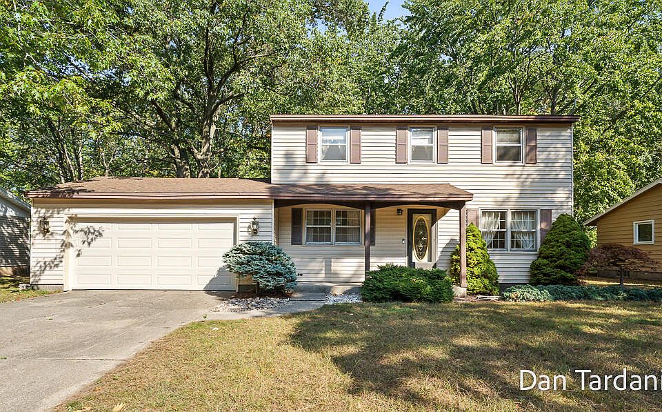 1st image of 1752 Bonneville Dr