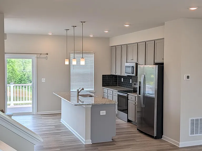 237 Swan Field Ave — Photo 18