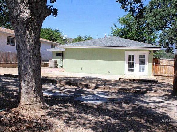 Huge Backyard, six ft fence, drive gate, shed