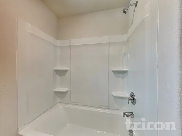 10 Parkers Gate Dr — Photo 16