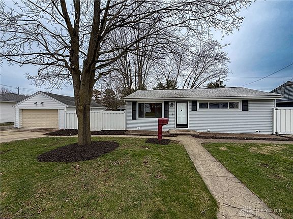 2nd image of 856 Eichelberger Dr