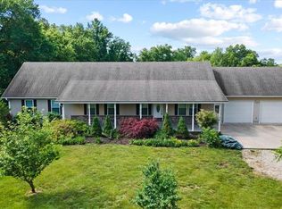 800 SW County Road V V, Centerview, MO 64019