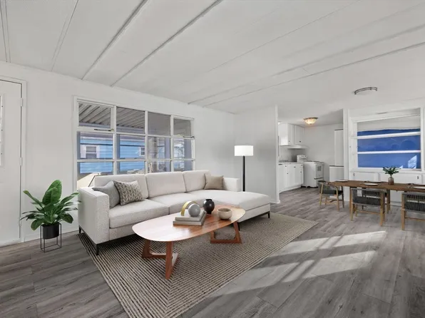 22 Southway, Taunton, MA 02780