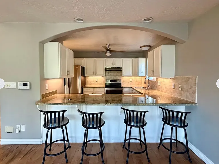 854 N 1760 W — Photo 10