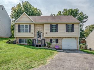 4735 W Vale Rd NE, Roanoke, VA 24019