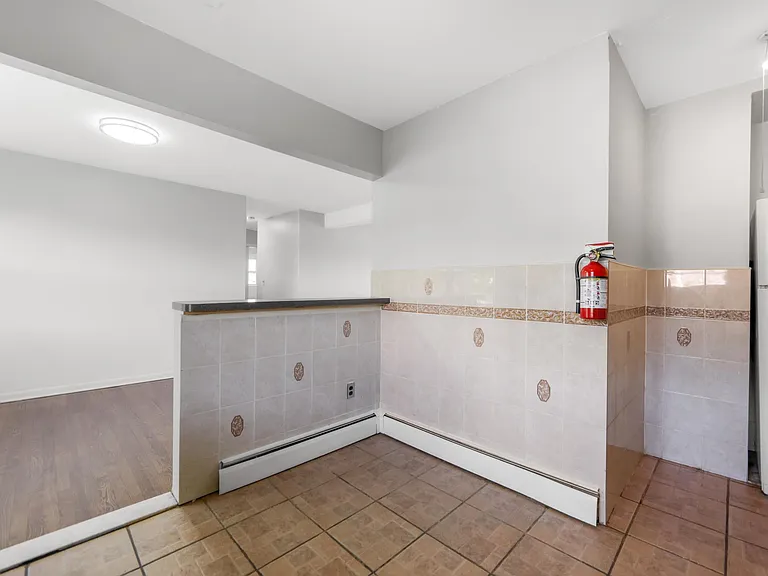 24 Van Vliet Ct #2 — Photo 19
