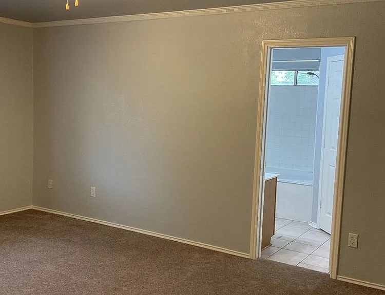 4507 Twin Oaks Cir — Photo 17