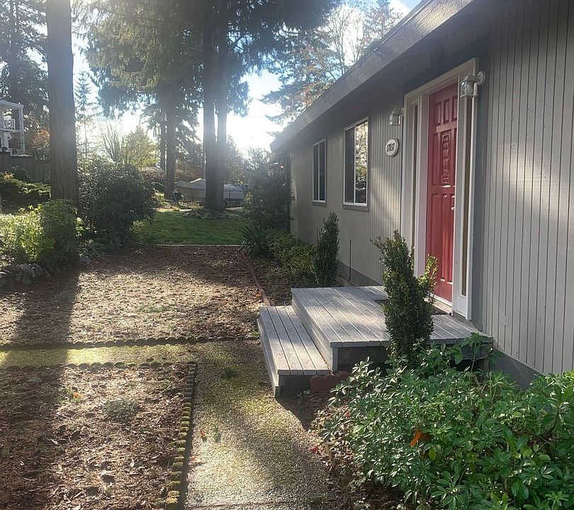 1st image of 17857 Enden Pl NE