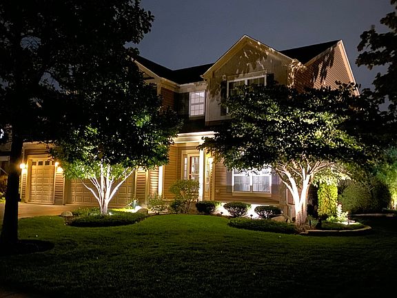 2nd image of 3020 Jonathon Ln