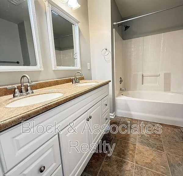 420 Cline Falls Dr — Photo 19
