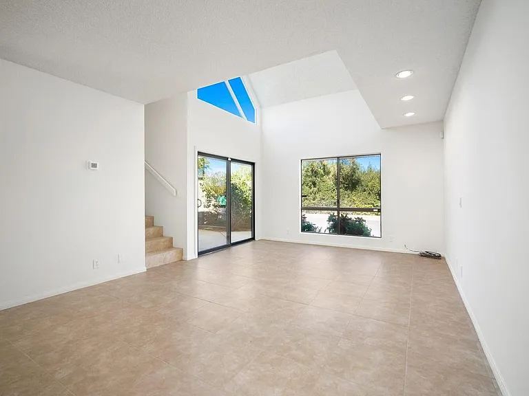 71885 Eleanora Ln — Photo 1
