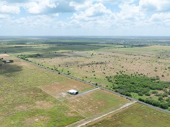 4th image of 266 County Road 384
