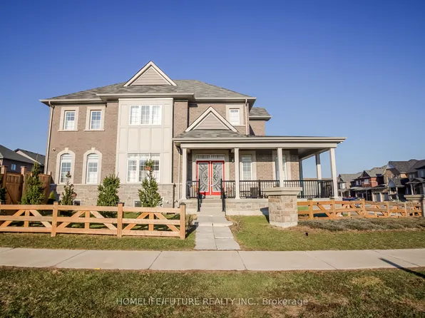 140 Ronald Hooper Ave, Clarington, ON L1C 7E4