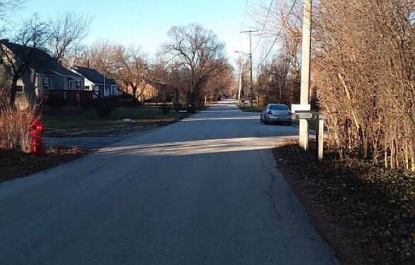 2nd image of 18214 Perth Ave