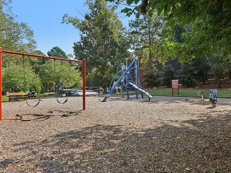 Canopy Glen — Photo 43