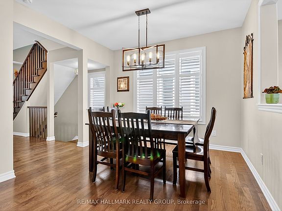 5th image of 33 Summitview Dr