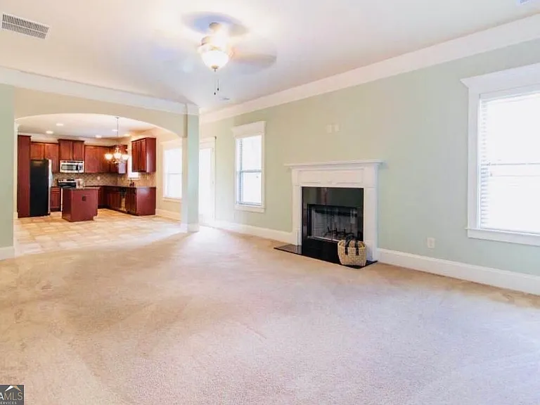 75 Village Park Dr — Photo 8