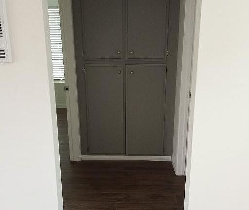 3rd image of 4240 43rd St APT 12