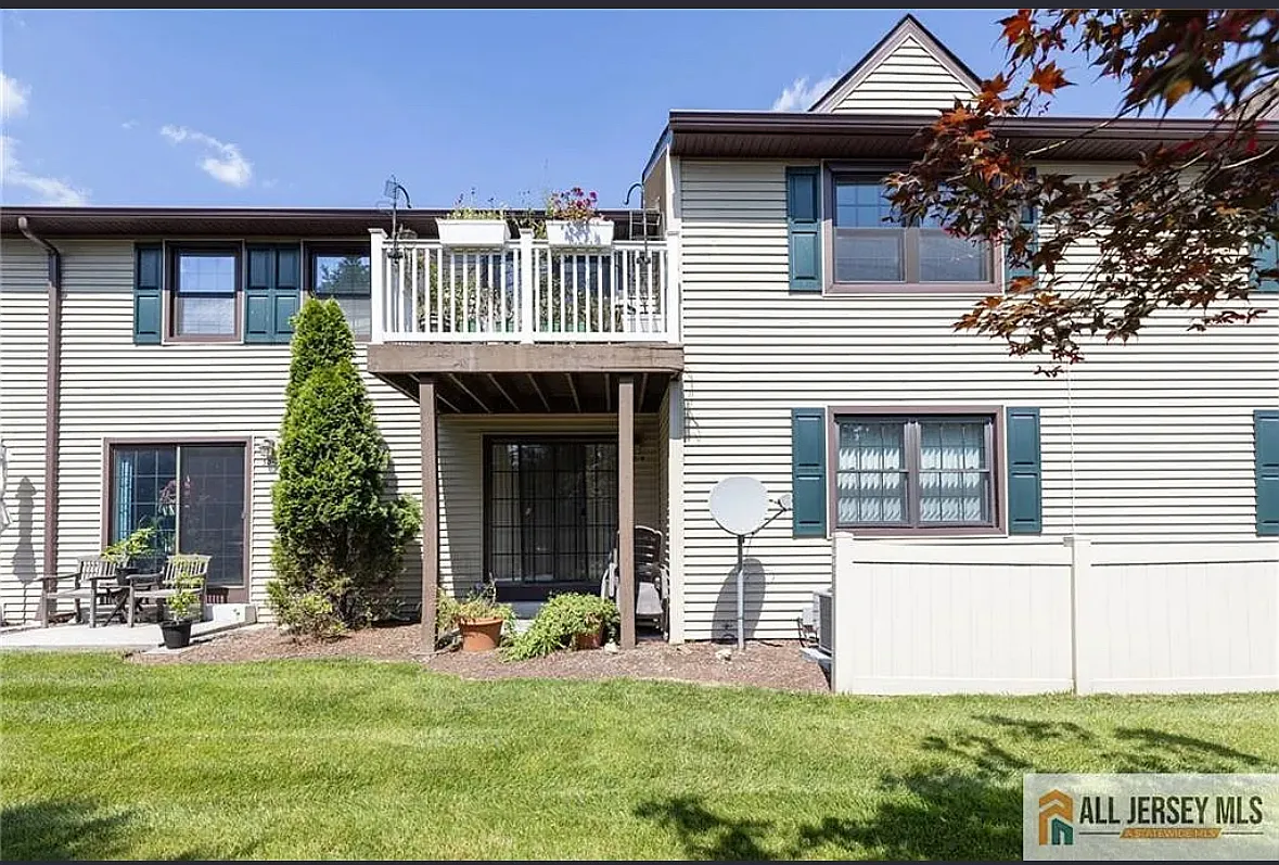 1 bed, 602 sqft, $2,200 — Photo 4