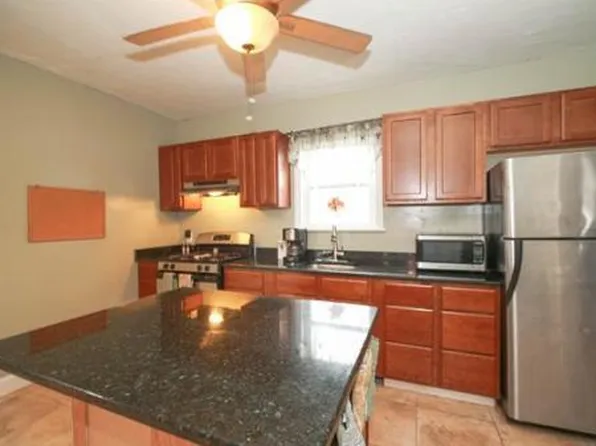 124 Glendower Rd, Roslindale, MA 02131