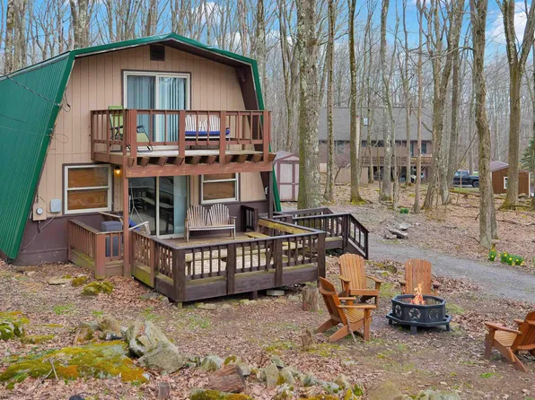 158 Anemone Ln, Terra Alta, WV 26764