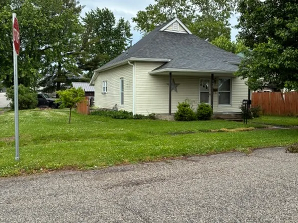 702 S St, Bedford, IN 47421