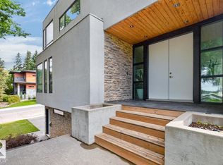 14 A Birch Dr, Saint Albert, AB T8N0C9