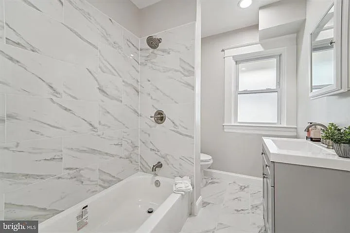 3911 Chatham Rd — Photo 18
