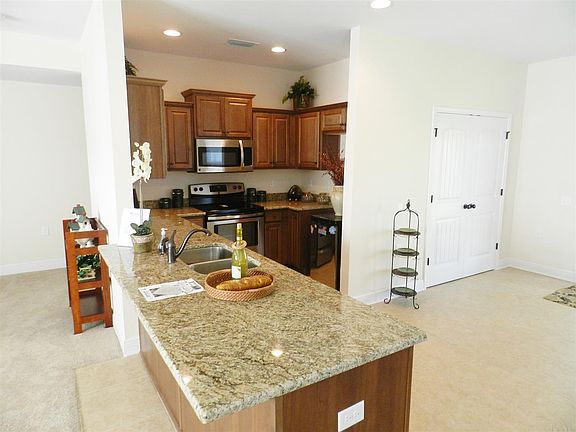 5th image of 5813 Jade Moon Cir
