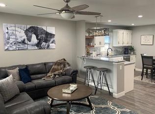 728 W 29th St, Higginsville, MO 64037