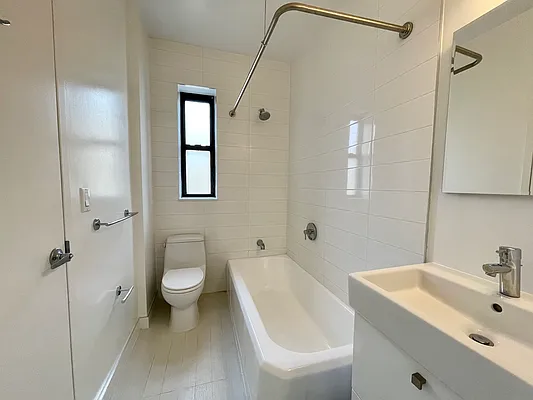Rented by Stonehenge NYC LLC | media 7