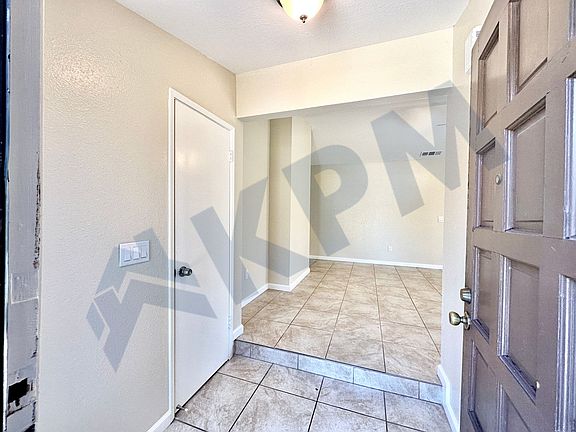 4th image of 1521 Silver Creek Cir