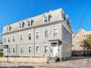 8 Flora St #1, Providence, RI 02904