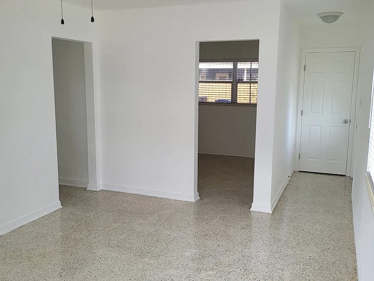 7115 Flounder Dr — Photo 8