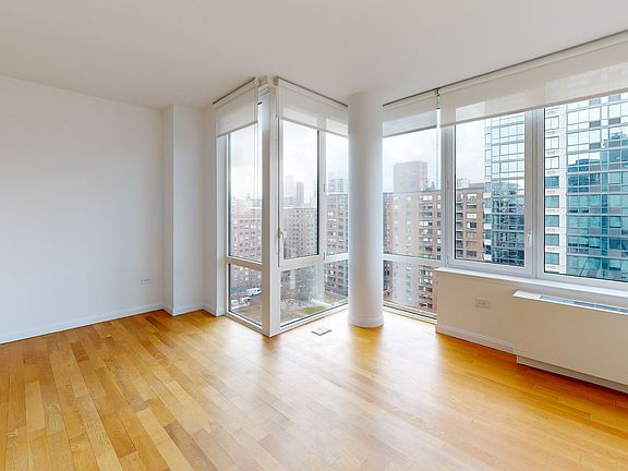 3rd image of 795 Columbus Ave APT 14F