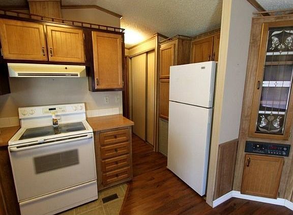 2nd image of 171 Limetree Park Dr