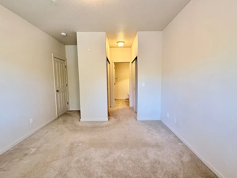 10834 NE Holly St #202 — Photo 11