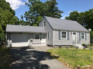 67 Pell Ave, Warwick, RI 02888