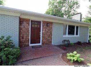 6 Deerview Ln, Asheville, NC 28804