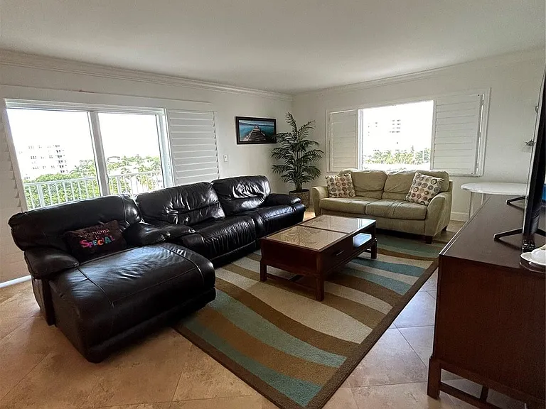 1200 Hibiscus Ave #702 — Photo 16