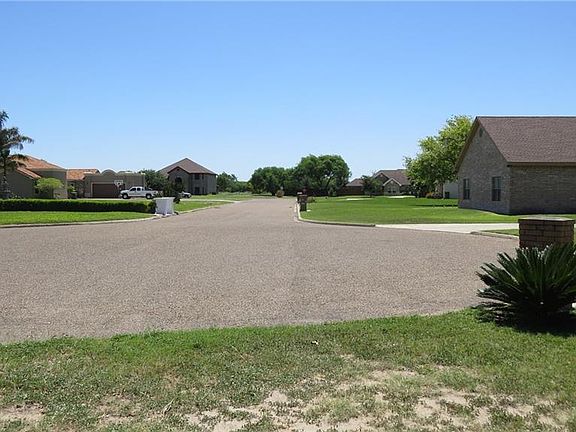 4th image of 4007 Persimmon Dr