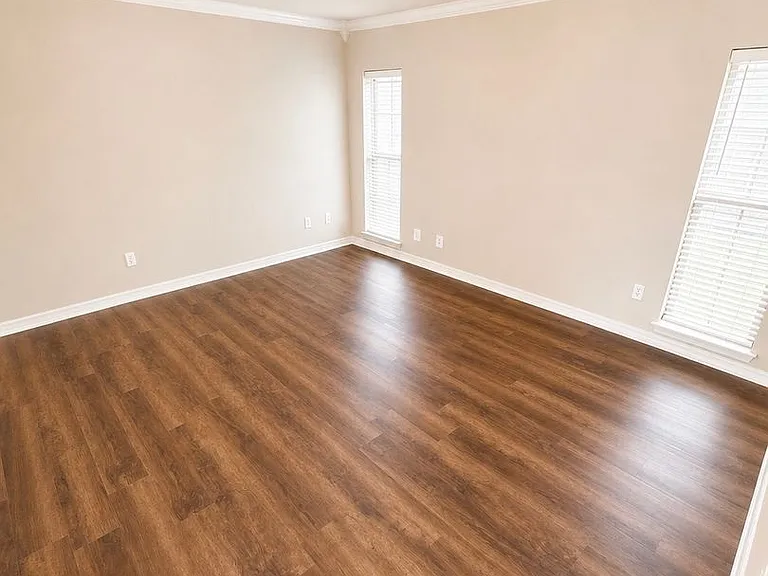 111 Fitzwilliam St — Photo 4