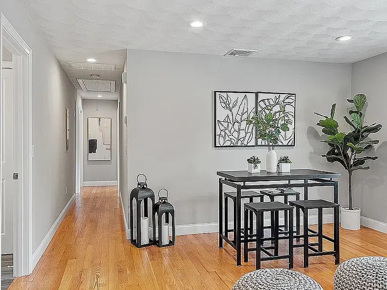 25 Hopkins St #2 — Photo 5