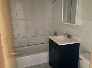 1541 Homestead Rd APT 1, La Grange Park, IL 60526